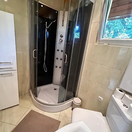 Domek Przy Twierdzy Klodzkiej Apartmán *